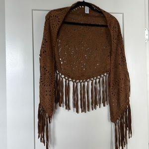 Lightly worn American Eagle Brown shawl